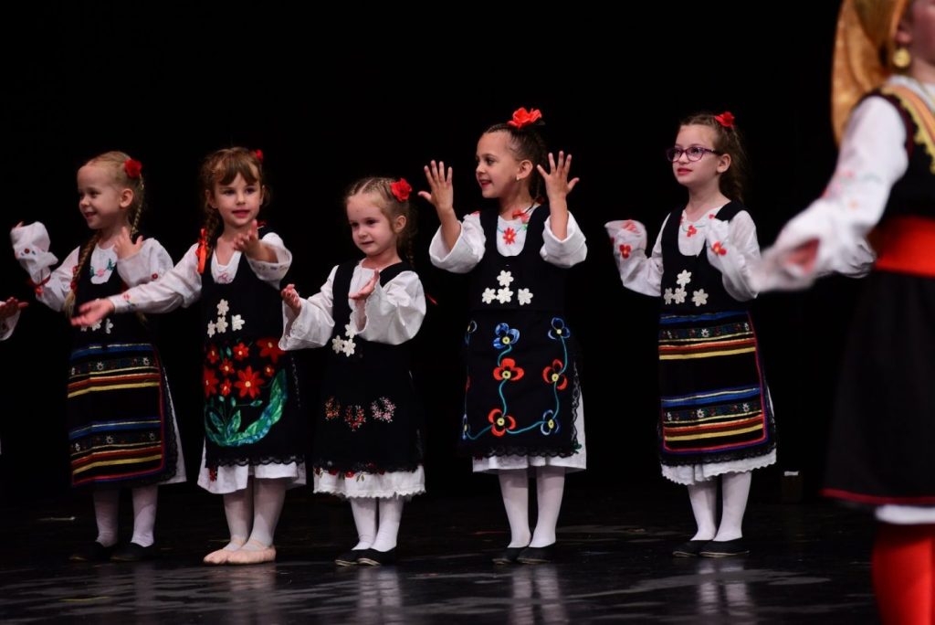 Ansambli – ЈУ-ЛИРА